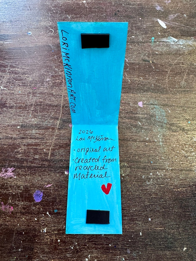 inside of magnetic bookmark 