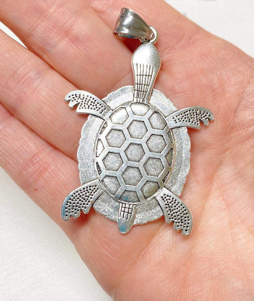 metal turtle pendant